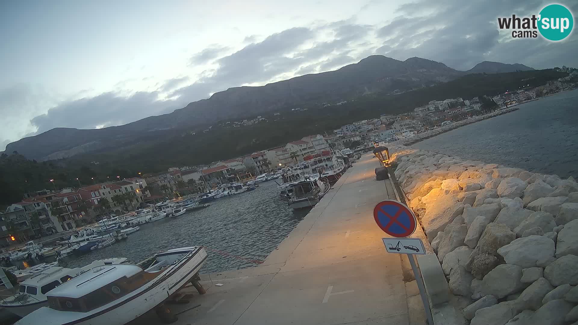 Cámara web de PODGORA Marina – Asombroso Dalmacia