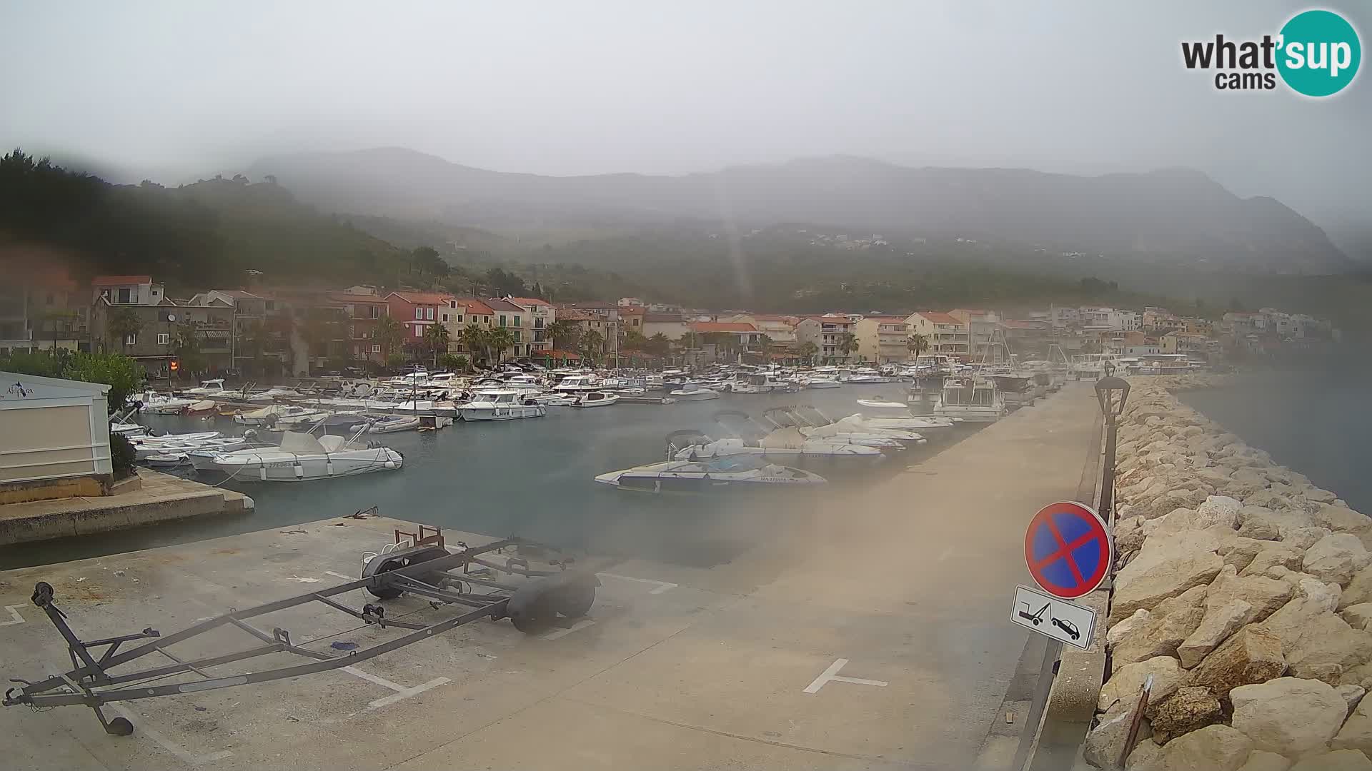 Cámara web de PODGORA Marina – Asombroso Dalmacia