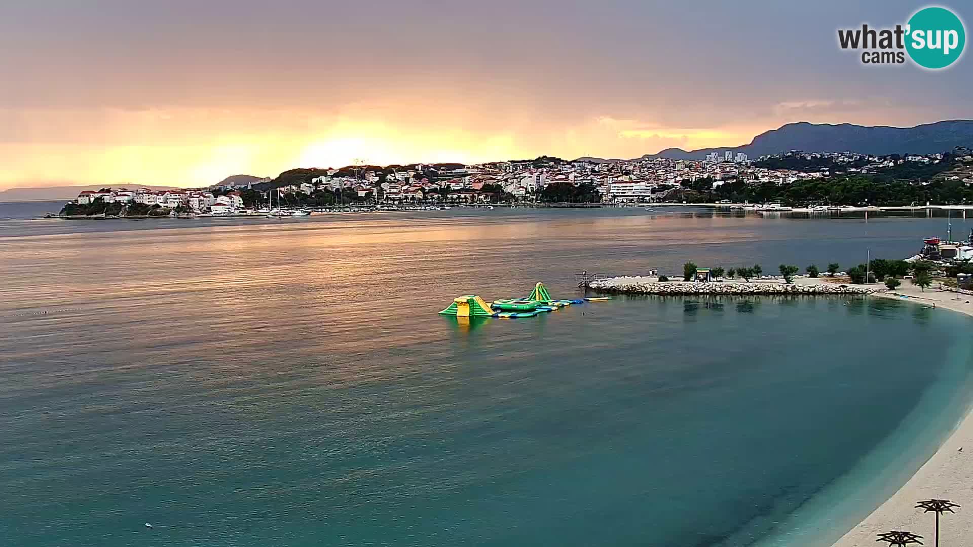 Spletna kamera Plaža Podstrana – Pogled v živo