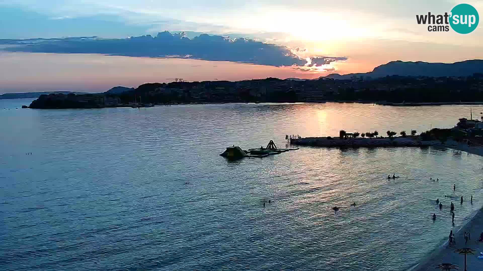 Spletna kamera Plaža Podstrana – Pogled v živo