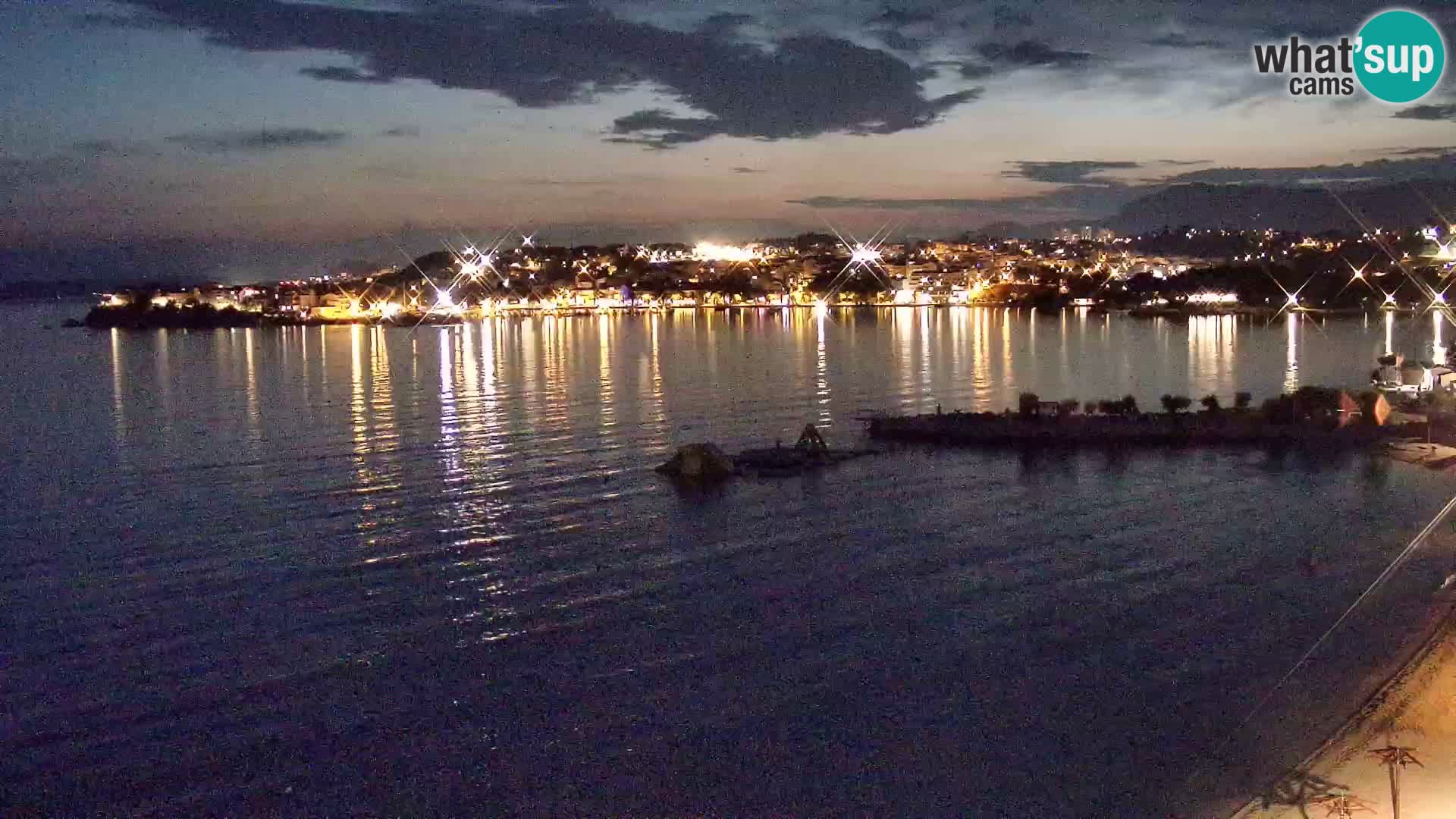 Spletna kamera Plaža Podstrana – Pogled v živo
