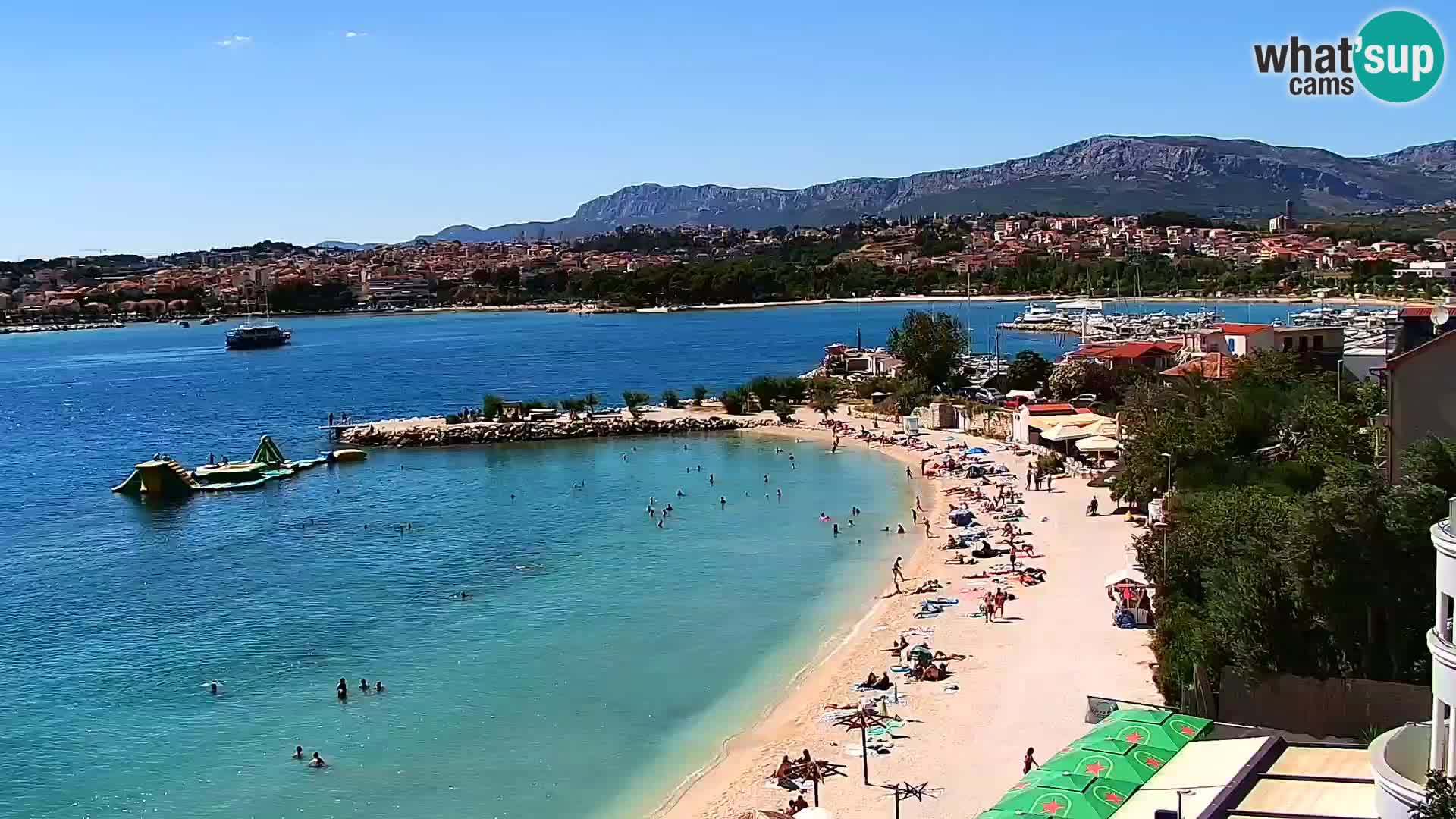 Spletna kamera Plaža Podstrana – Pogled v živo