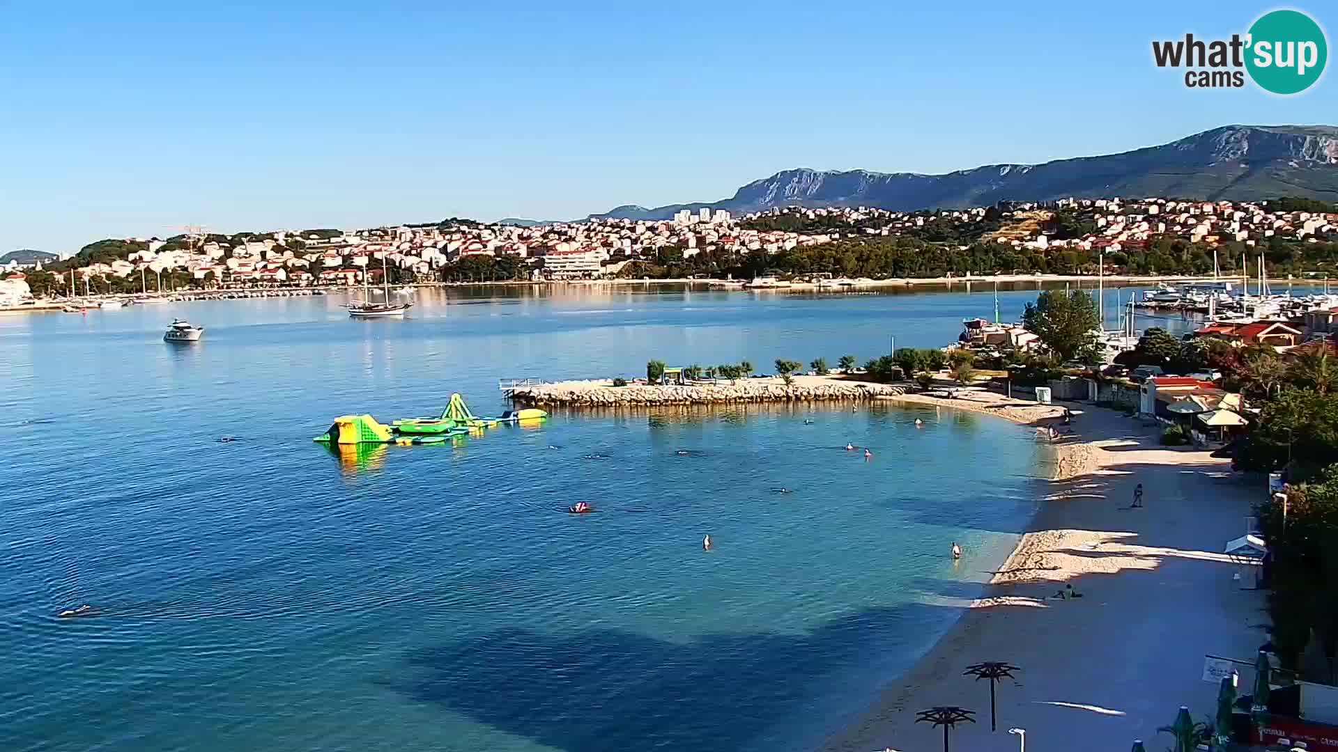 Spletna kamera Plaža Podstrana – Pogled v živo