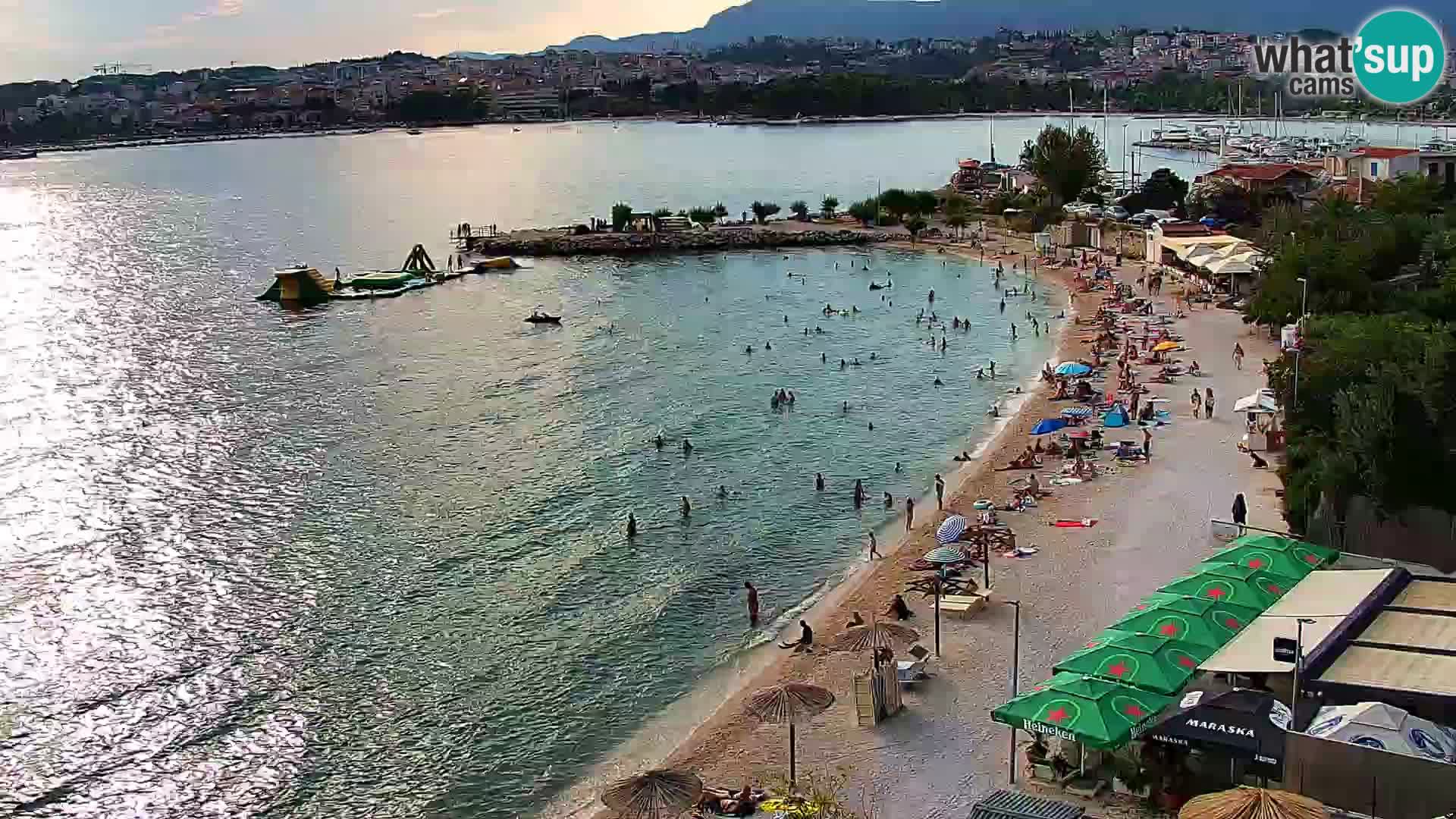 Spletna kamera Plaža Podstrana – Pogled v živo