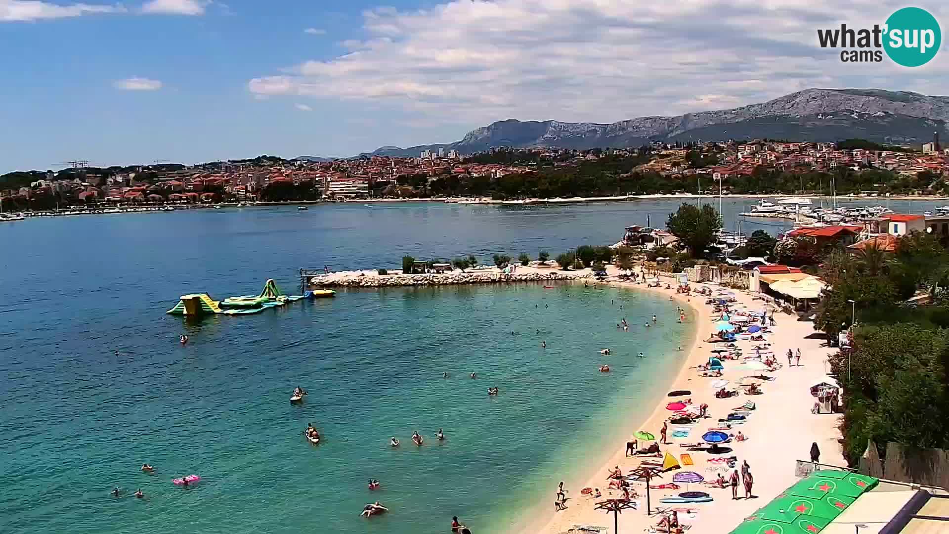 Spletna kamera Plaža Podstrana – Pogled v živo