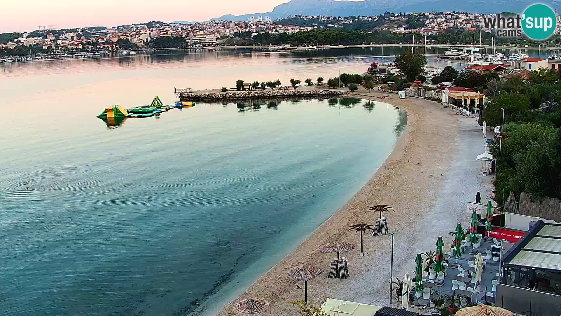Spletna kamera Plaža Podstrana – Pogled v živo