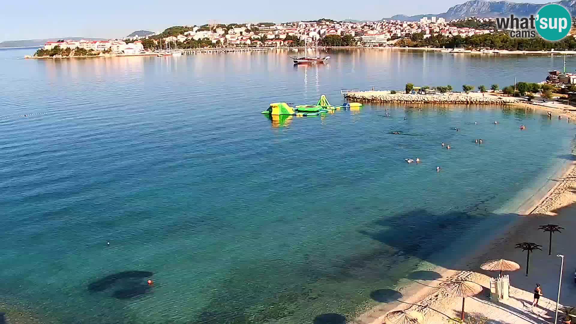 Spletna kamera Plaža Podstrana – Pogled v živo
