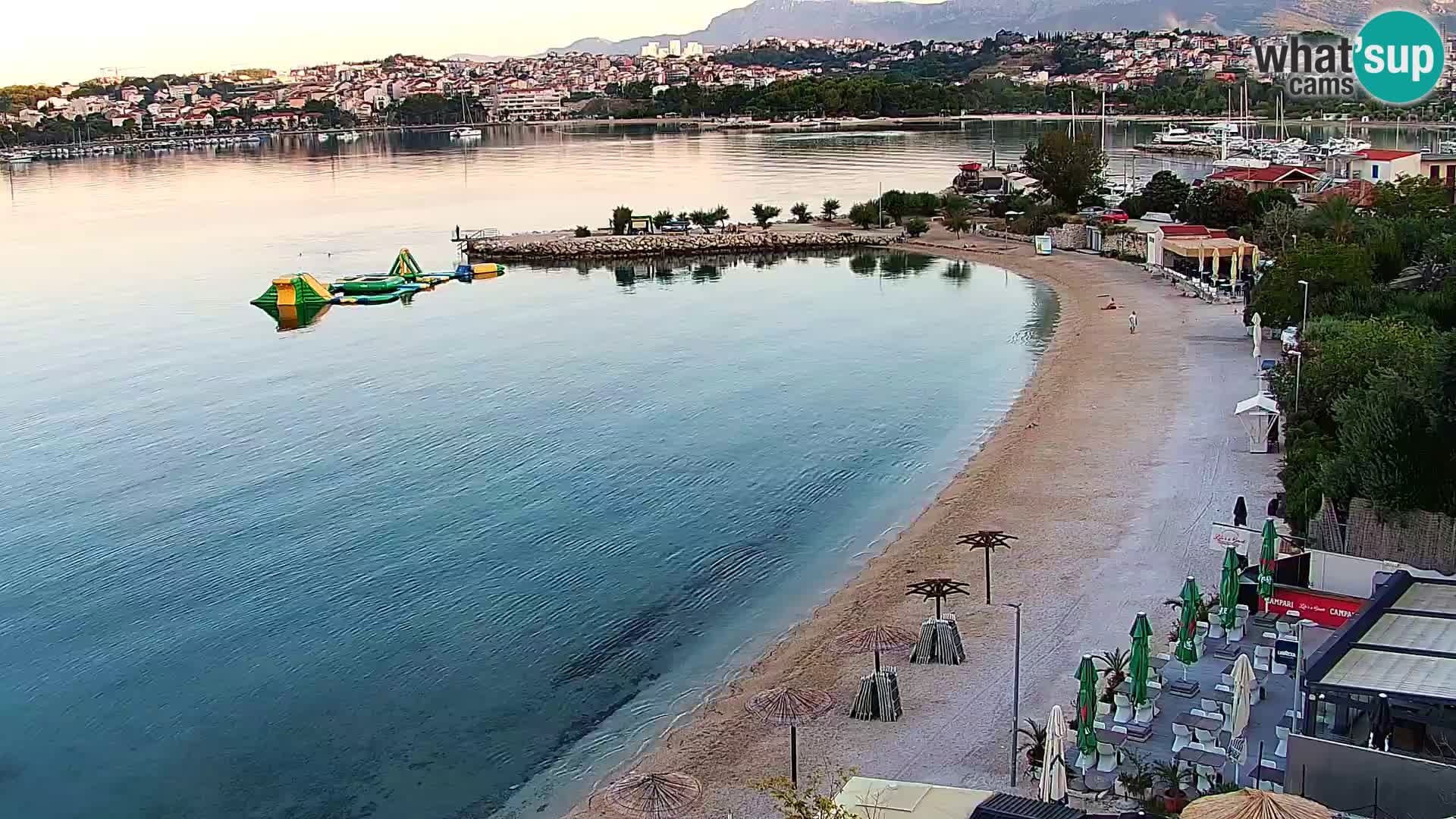 Spletna kamera Plaža Podstrana – Pogled v živo