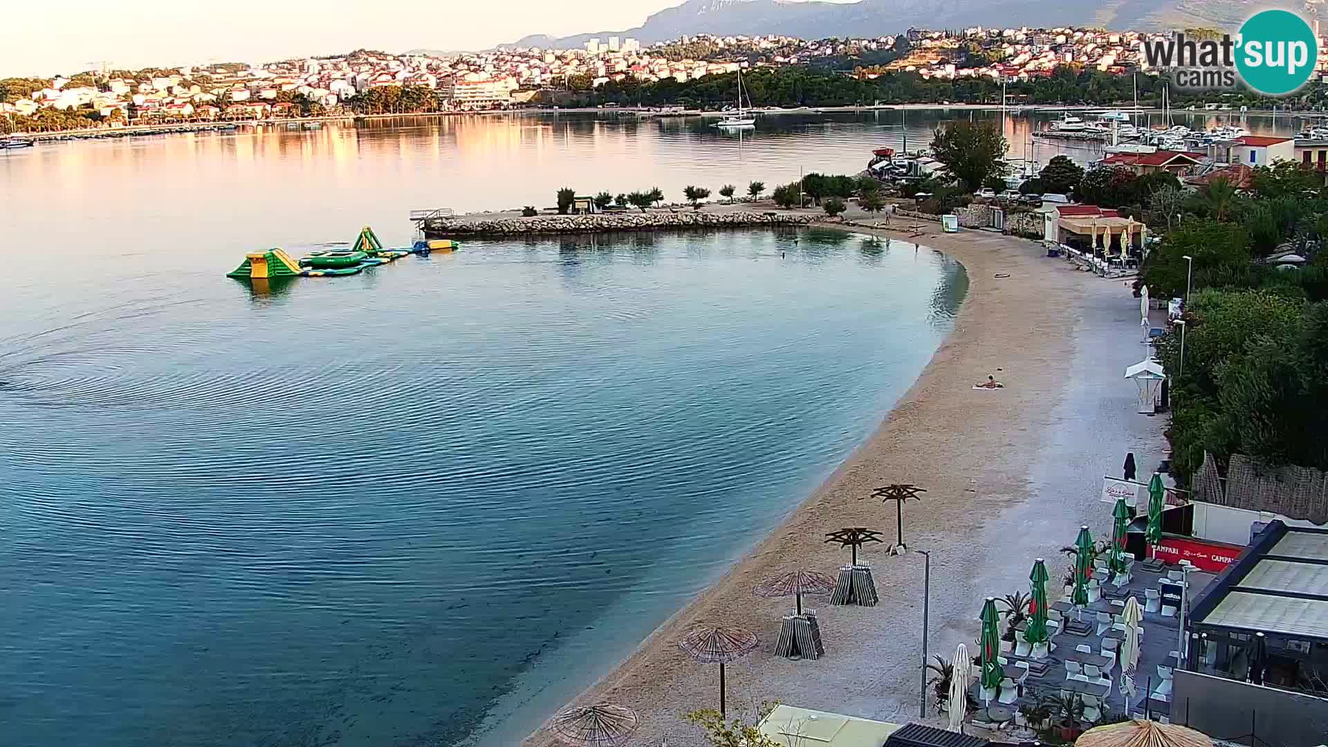 Spletna kamera Plaža Podstrana – Pogled v živo