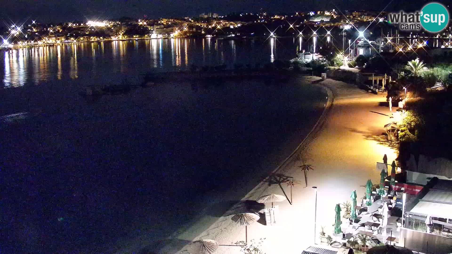 Spletna kamera Plaža Podstrana – Pogled v živo
