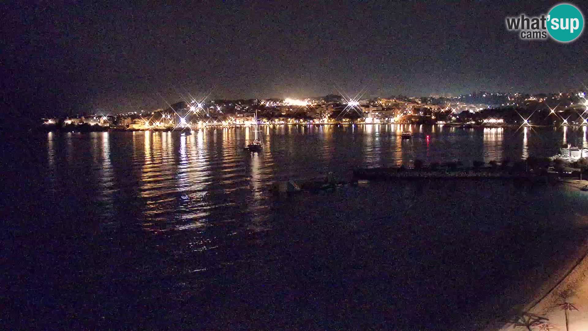 Spletna kamera Plaža Podstrana – Pogled v živo