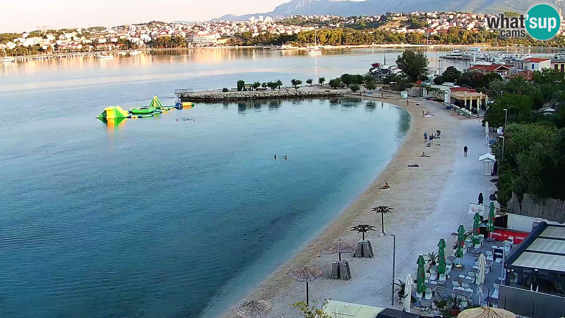 Spletna kamera Plaža Podstrana – Pogled v živo
