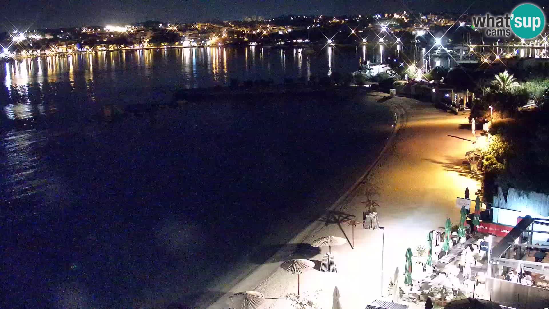 Spletna kamera Plaža Podstrana – Pogled v živo