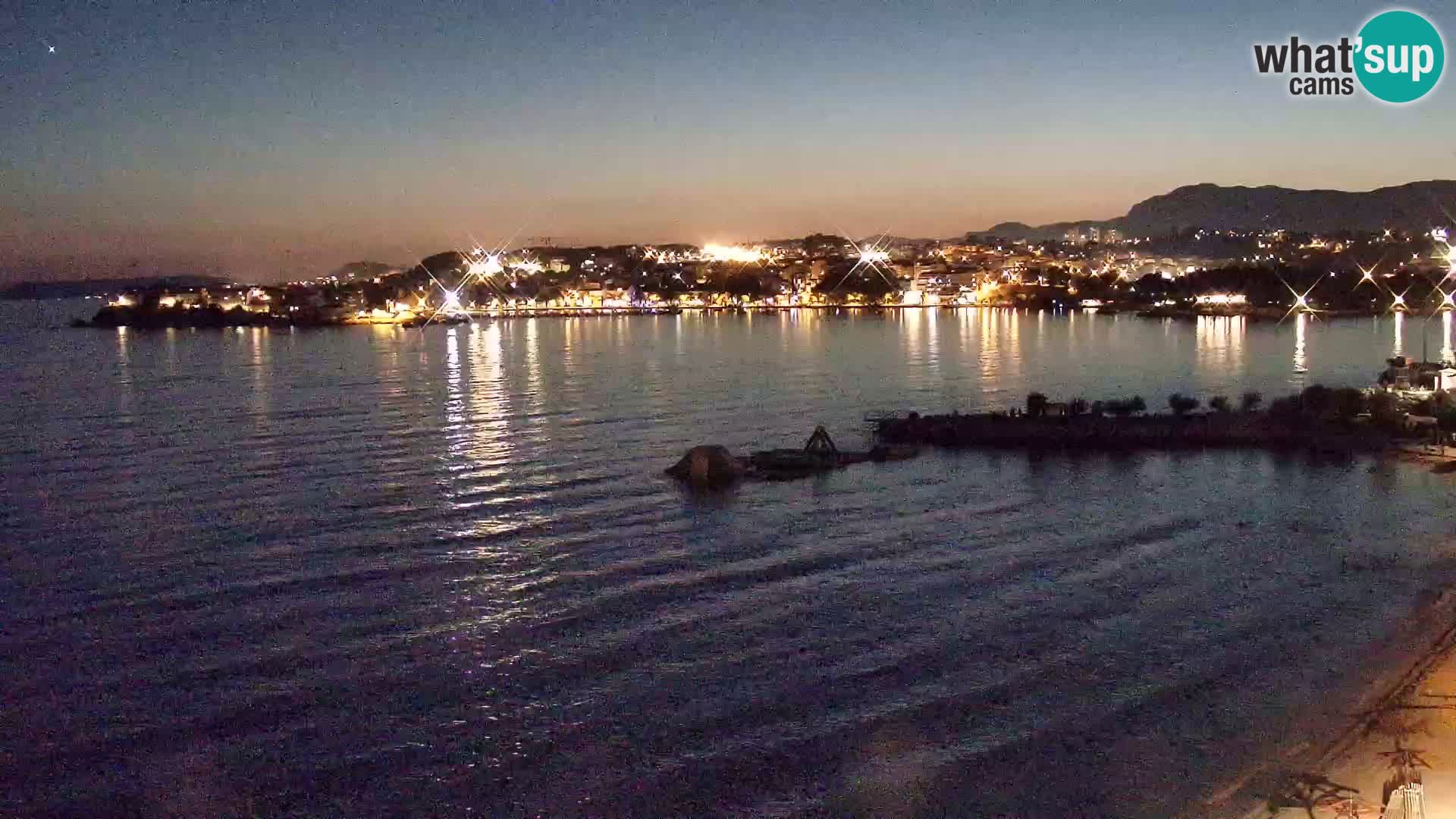 Spletna kamera Plaža Podstrana – Pogled v živo