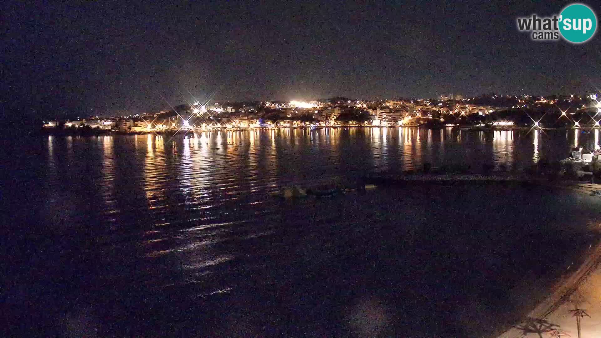 Spletna kamera Plaža Podstrana – Pogled v živo