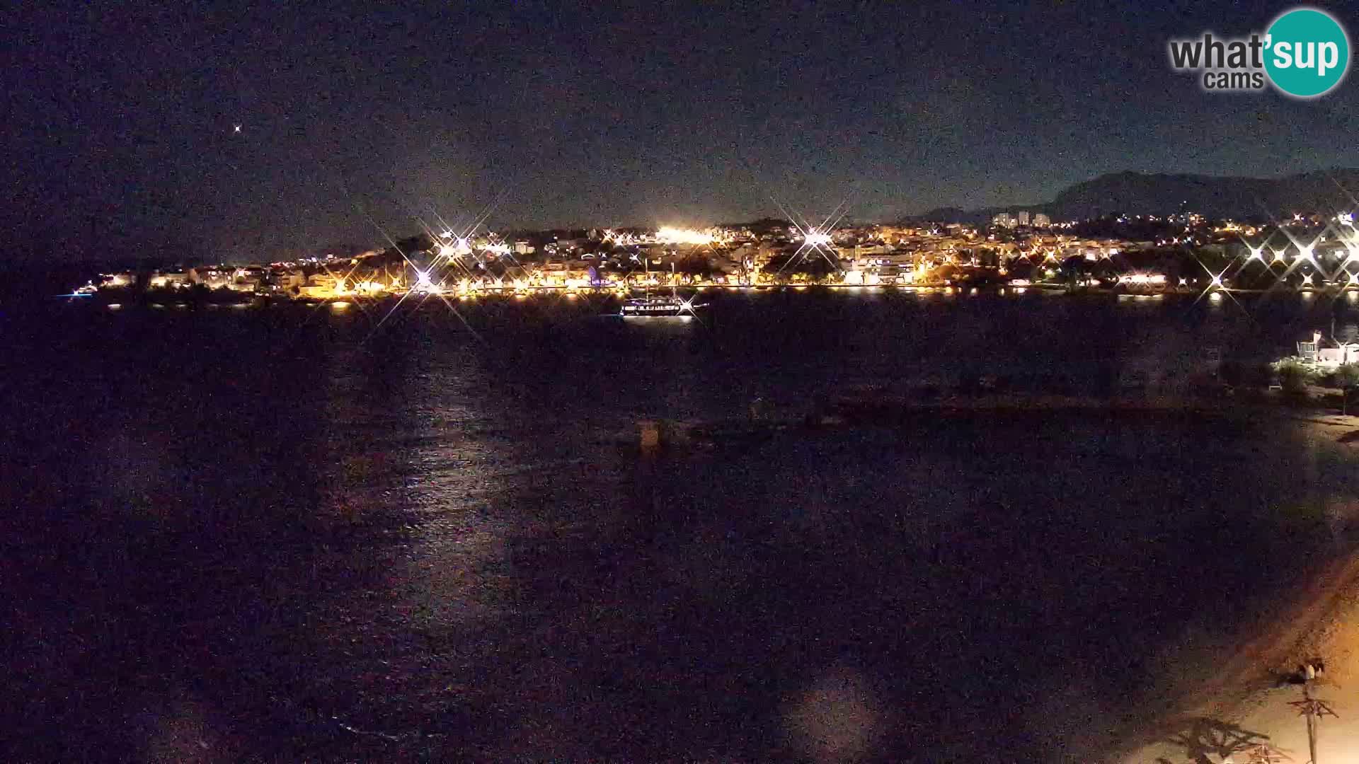 Spletna kamera Plaža Podstrana – Pogled v živo