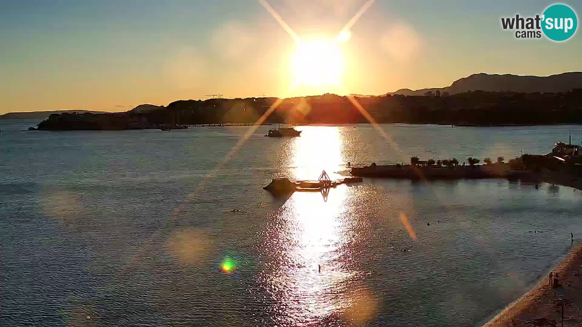 Spletna kamera Plaža Podstrana – Pogled v živo