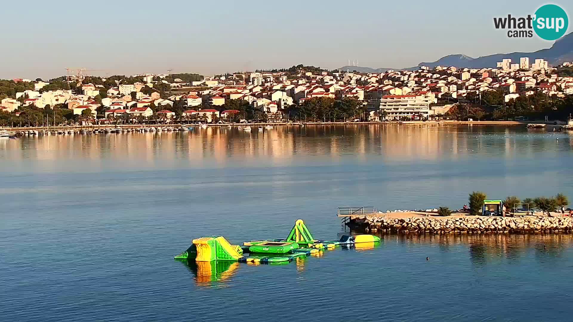 Spletna kamera Plaža Podstrana – Pogled v živo