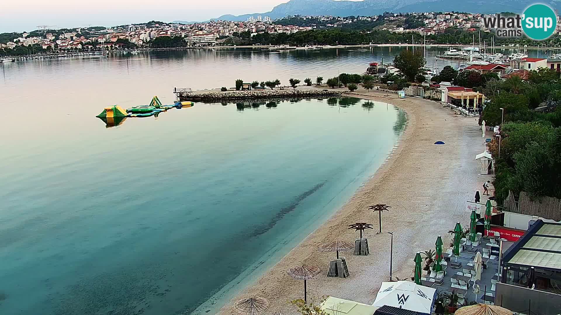 Spletna kamera Plaža Podstrana – Pogled v živo