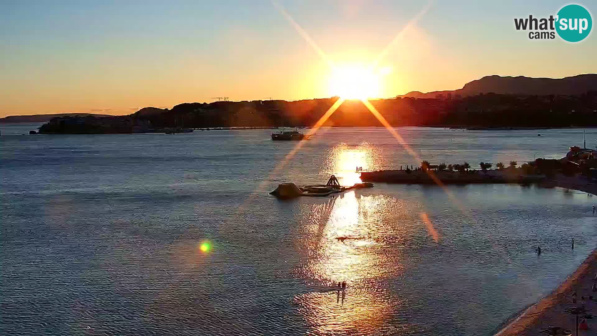 Spletna kamera Plaža Podstrana – Pogled v živo