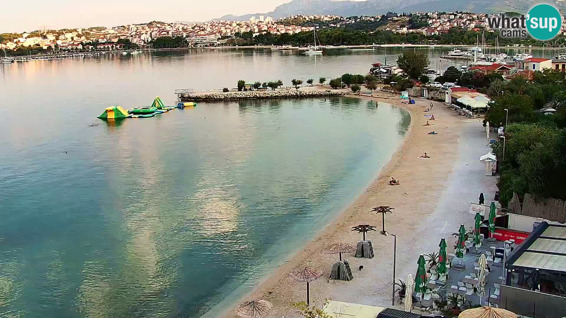 Spletna kamera Plaža Podstrana – Pogled v živo