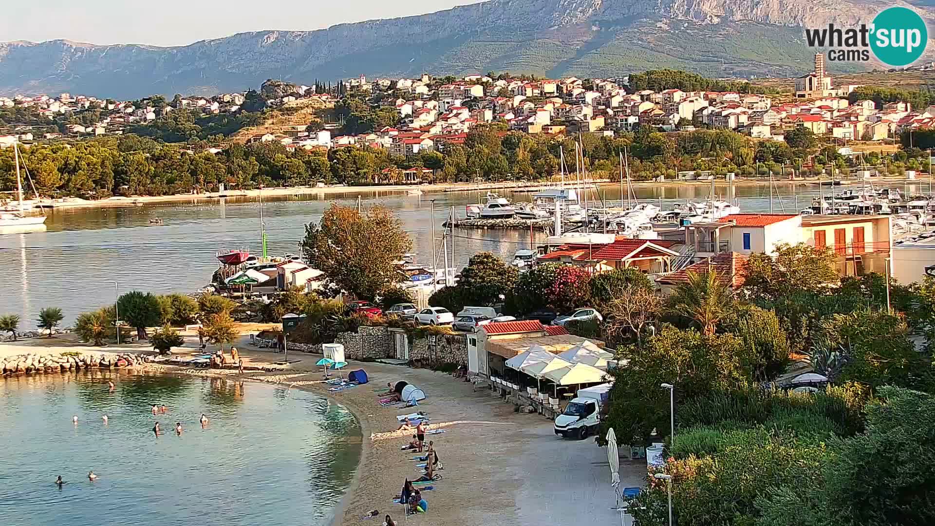 Web kamera Plaža Podstrana – Pogled uživo