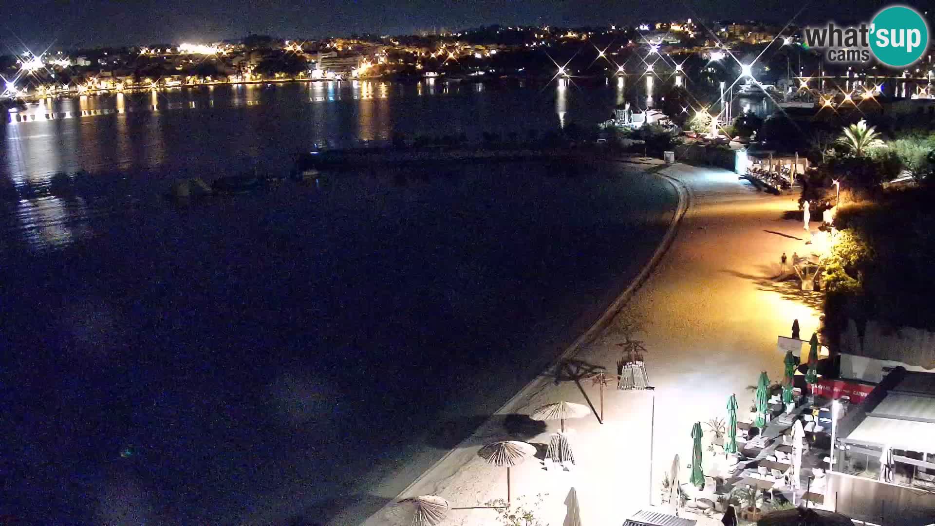 Spletna kamera Plaža Podstrana – Pogled v živo