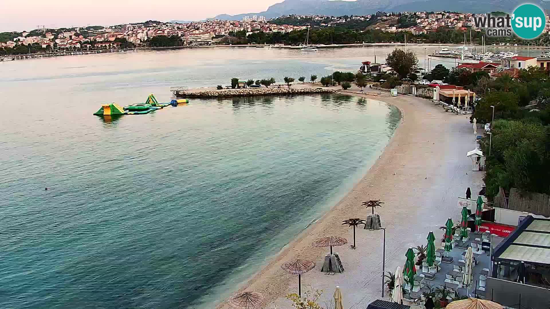 Spletna kamera Plaža Podstrana – Pogled v živo