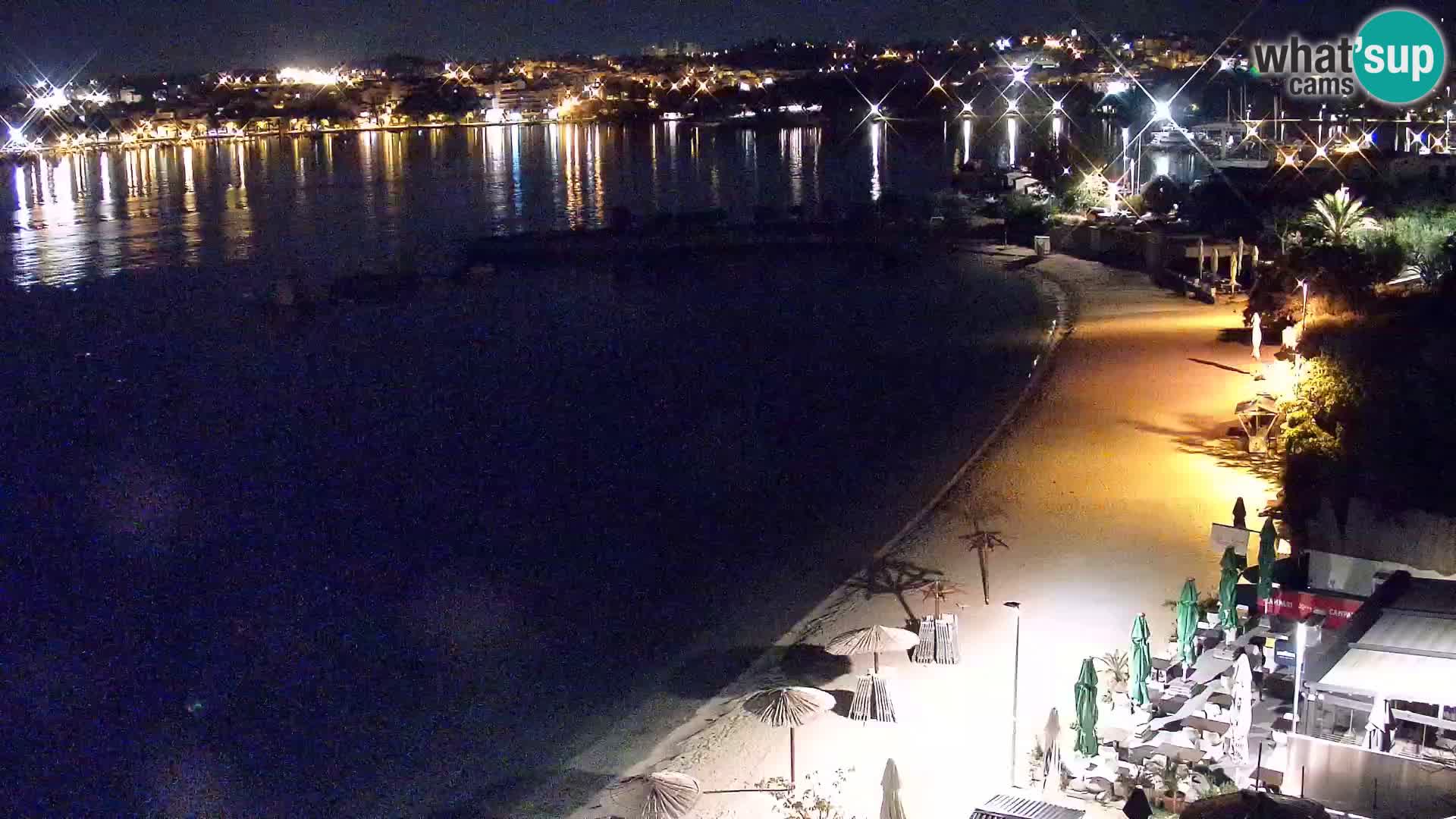 Web kamera Plaža Podstrana – Pogled uživo