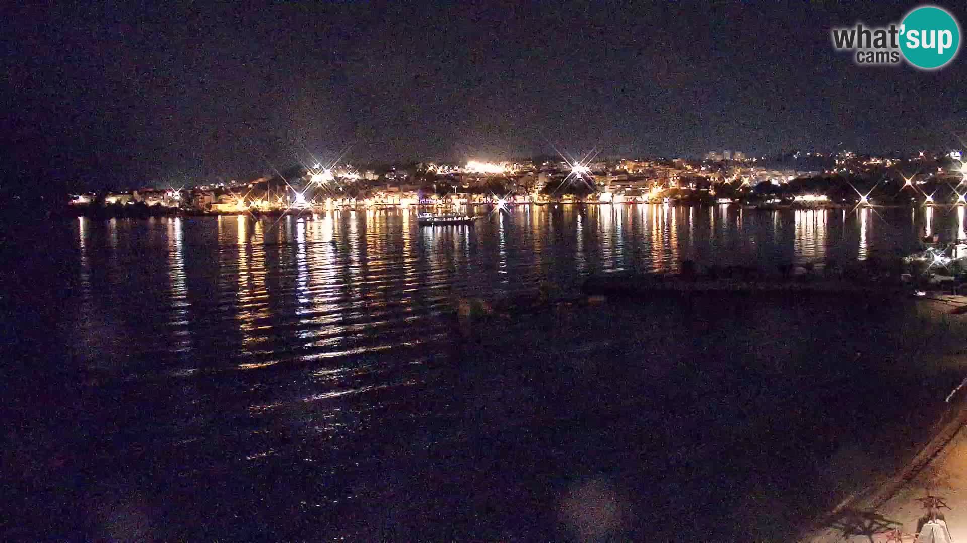 Spletna kamera Plaža Podstrana – Pogled v živo