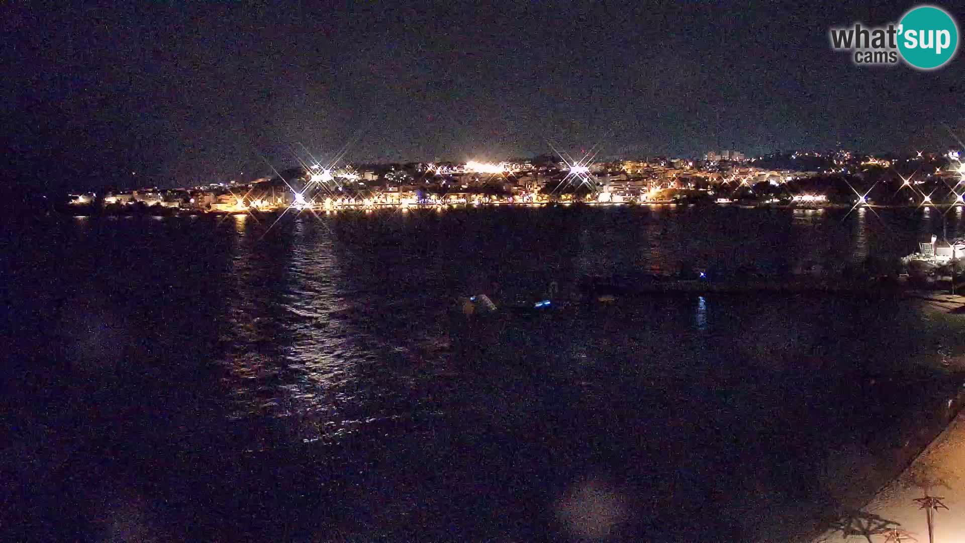 Spletna kamera Plaža Podstrana – Pogled v živo