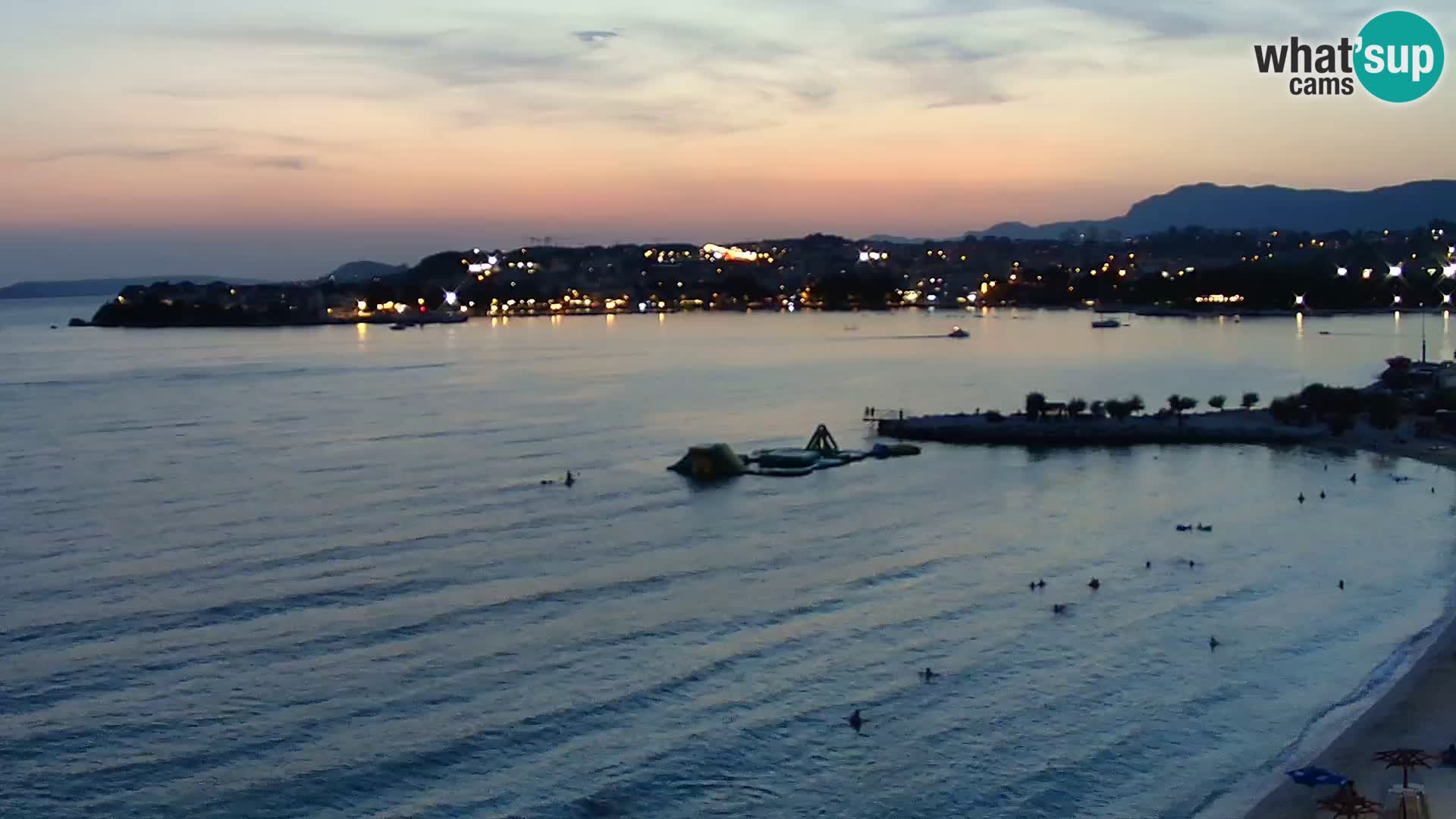 Spletna kamera Plaža Podstrana – Pogled v živo