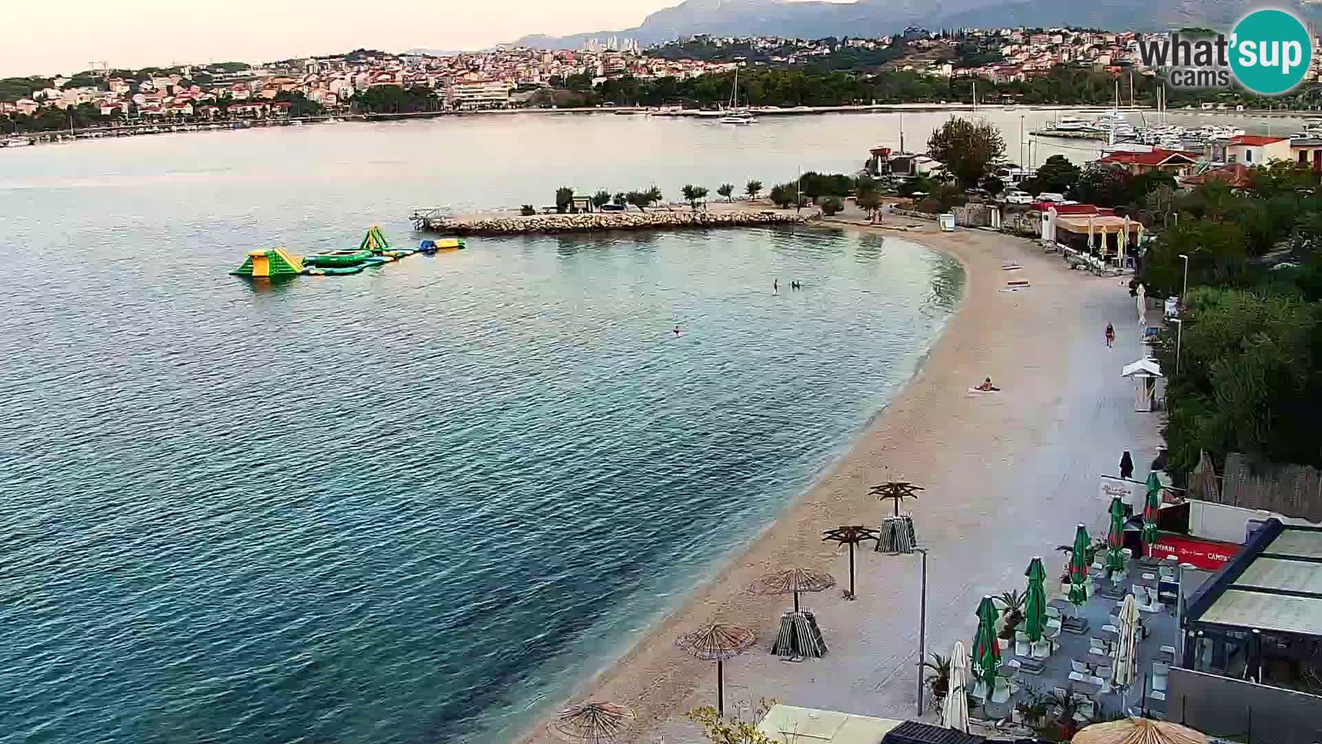 Spletna kamera Plaža Podstrana – Pogled v živo