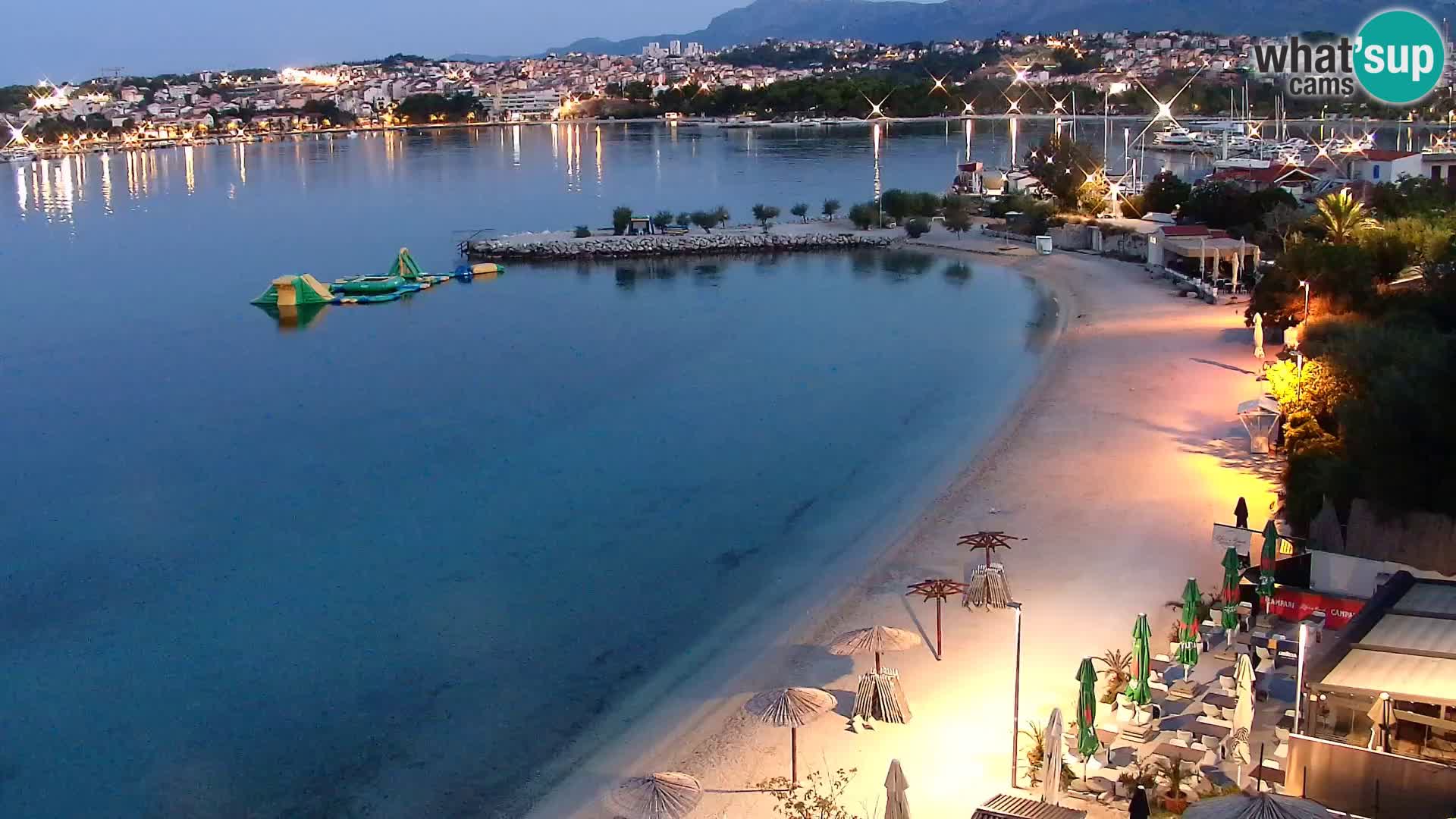 Spletna kamera Plaža Podstrana – Pogled v živo