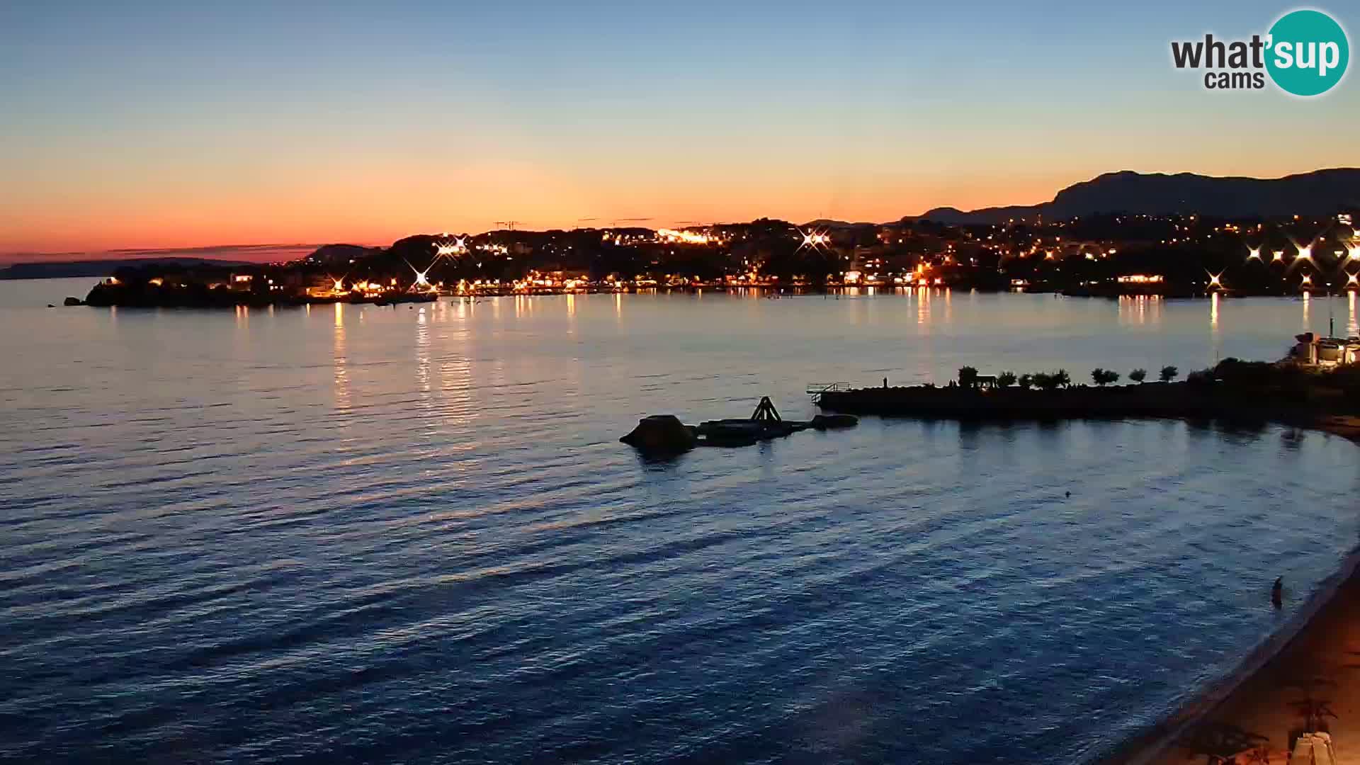 Spletna kamera Plaža Podstrana – Pogled v živo