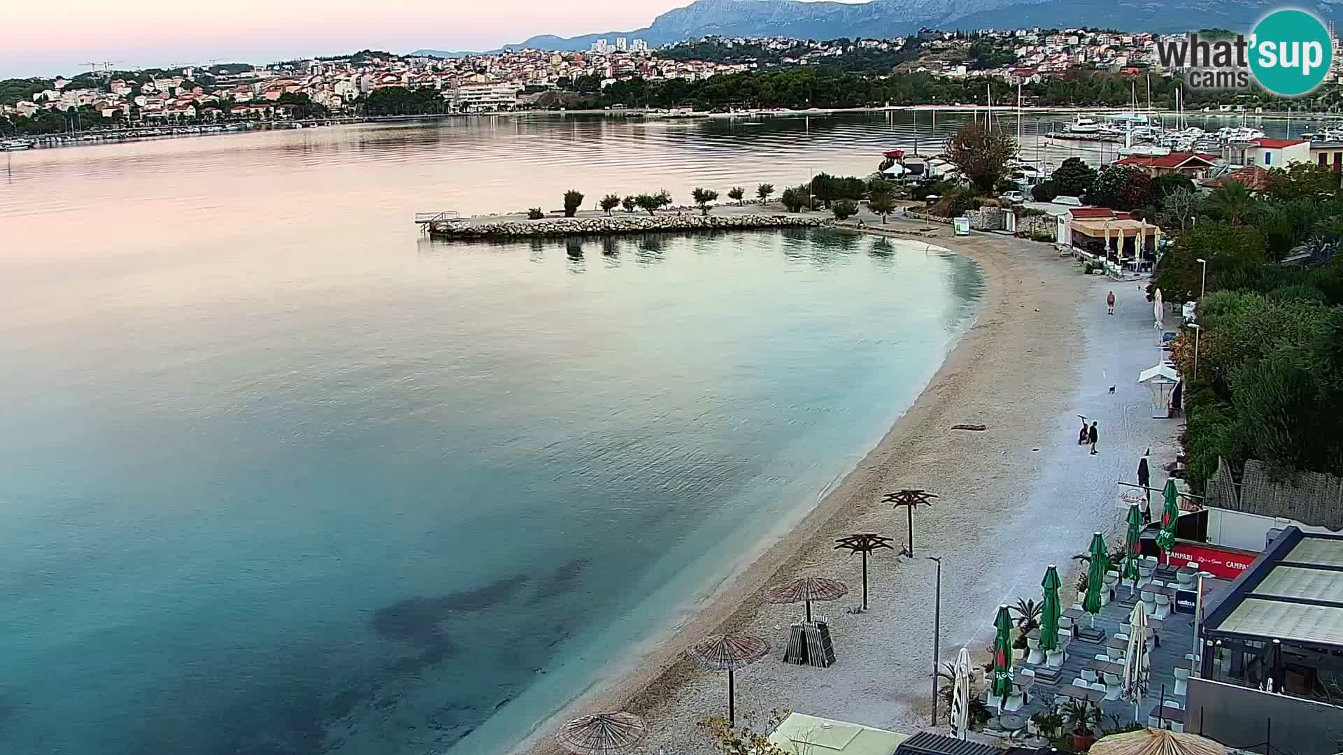 Spletna kamera Plaža Podstrana – Pogled v živo