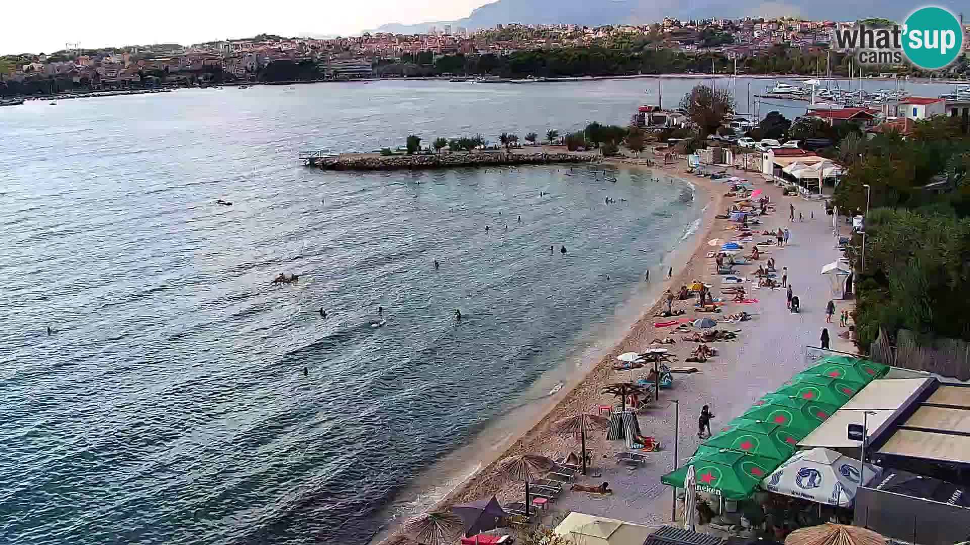 Spletna kamera Plaža Podstrana – Pogled v živo