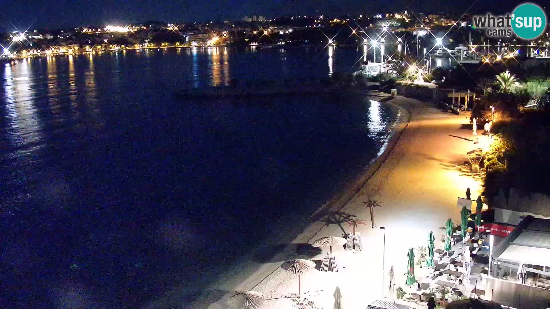 Spletna kamera Plaža Podstrana – Pogled v živo