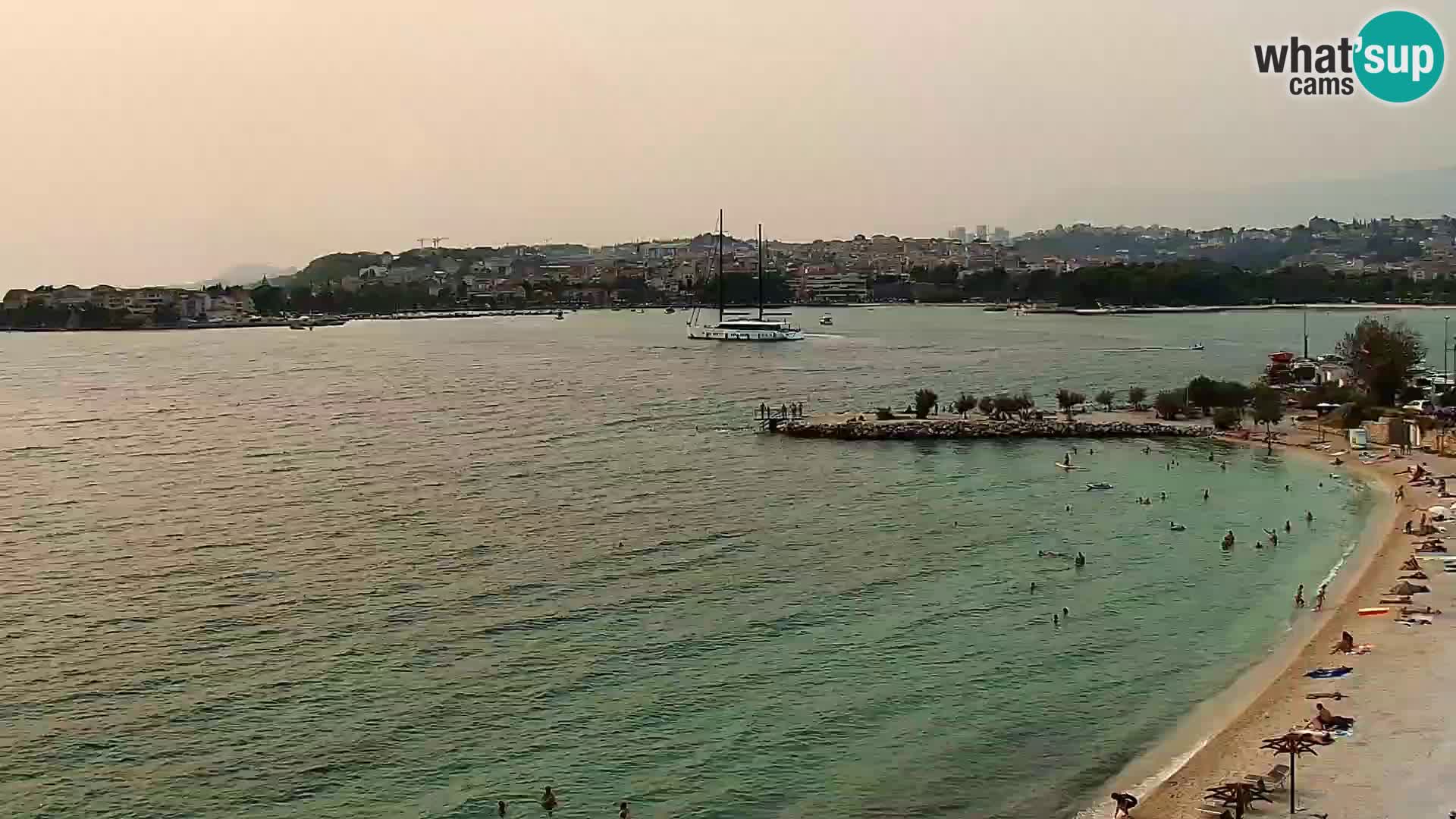 Web kamera Plaža Podstrana – Pogled uživo