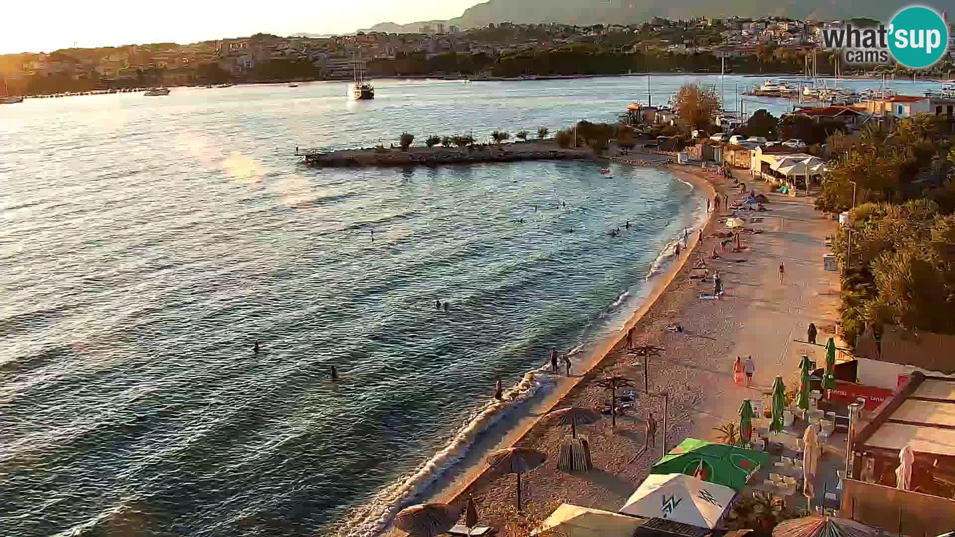 Spletna kamera Plaža Podstrana – Pogled v živo