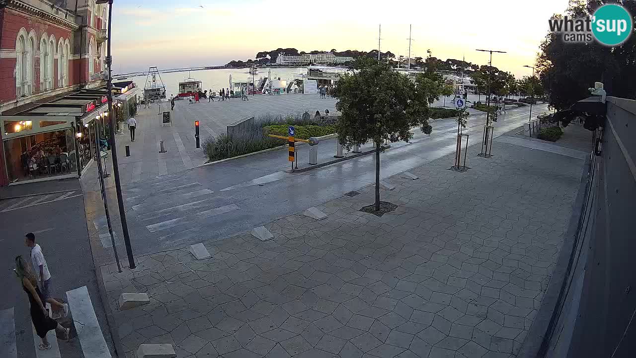 Spletna kamera Poreč – Grand Hotel Palazzo