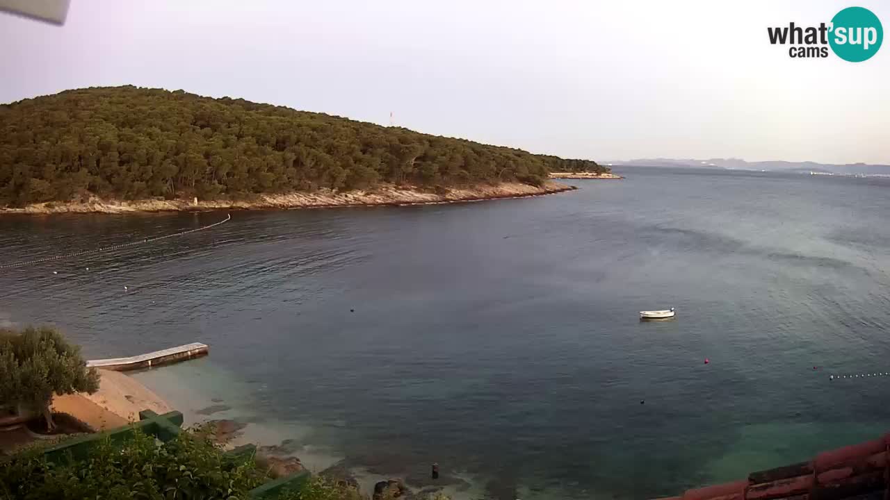 Postira – Prja bay