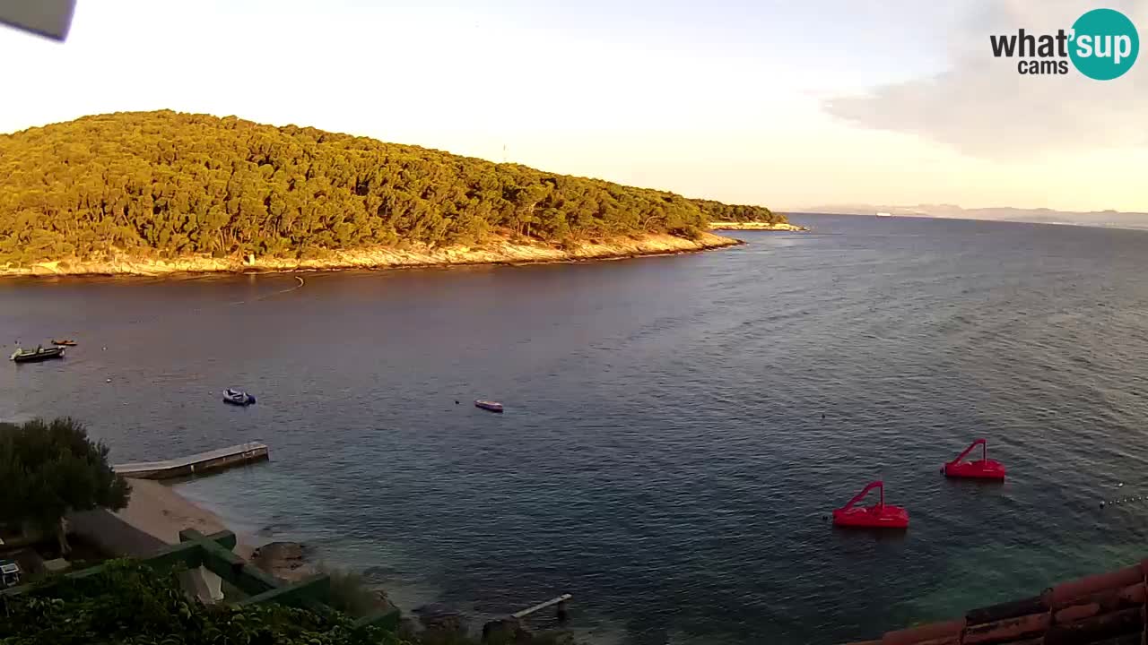 Postira – Prja bay