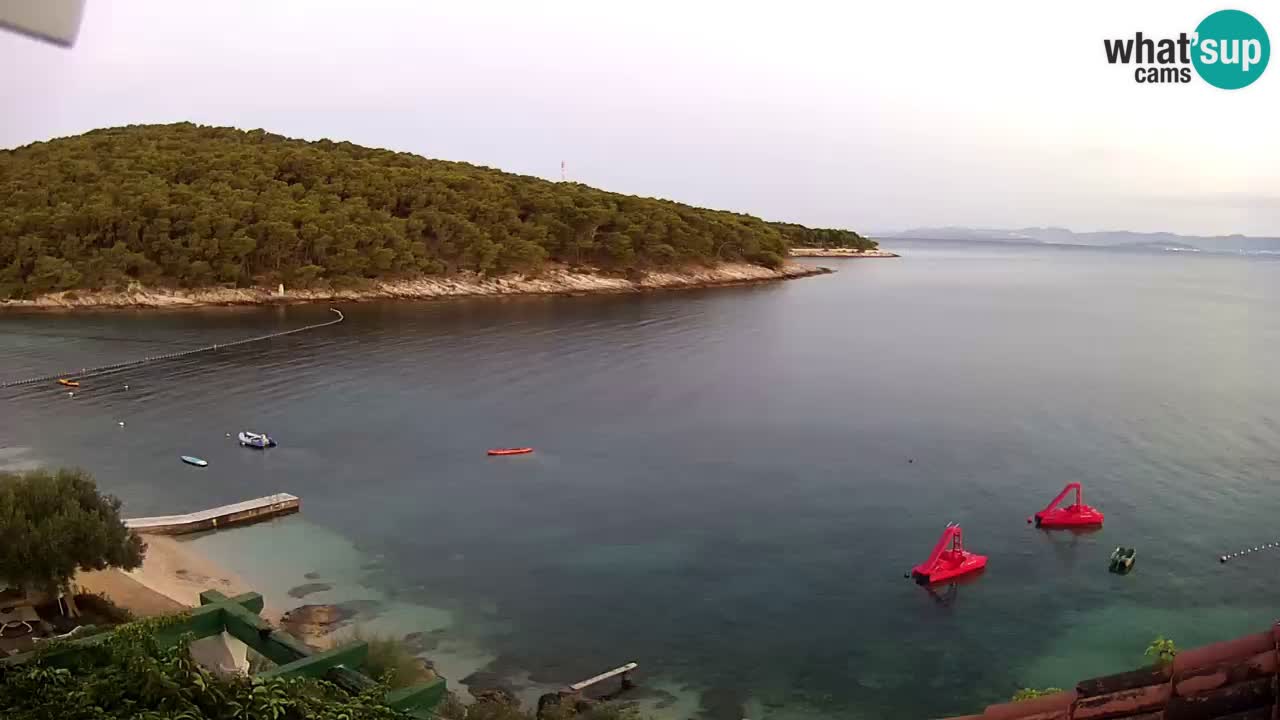 Postira – Prja bay