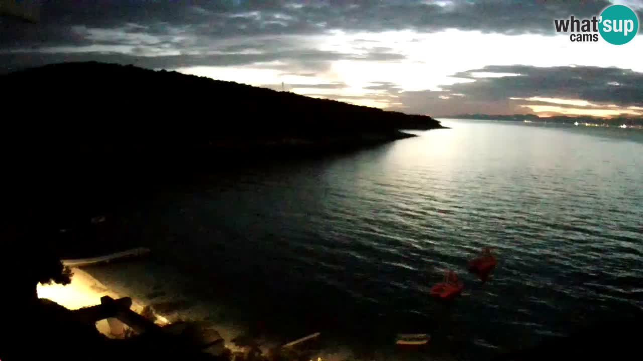 Postira – Prja bay