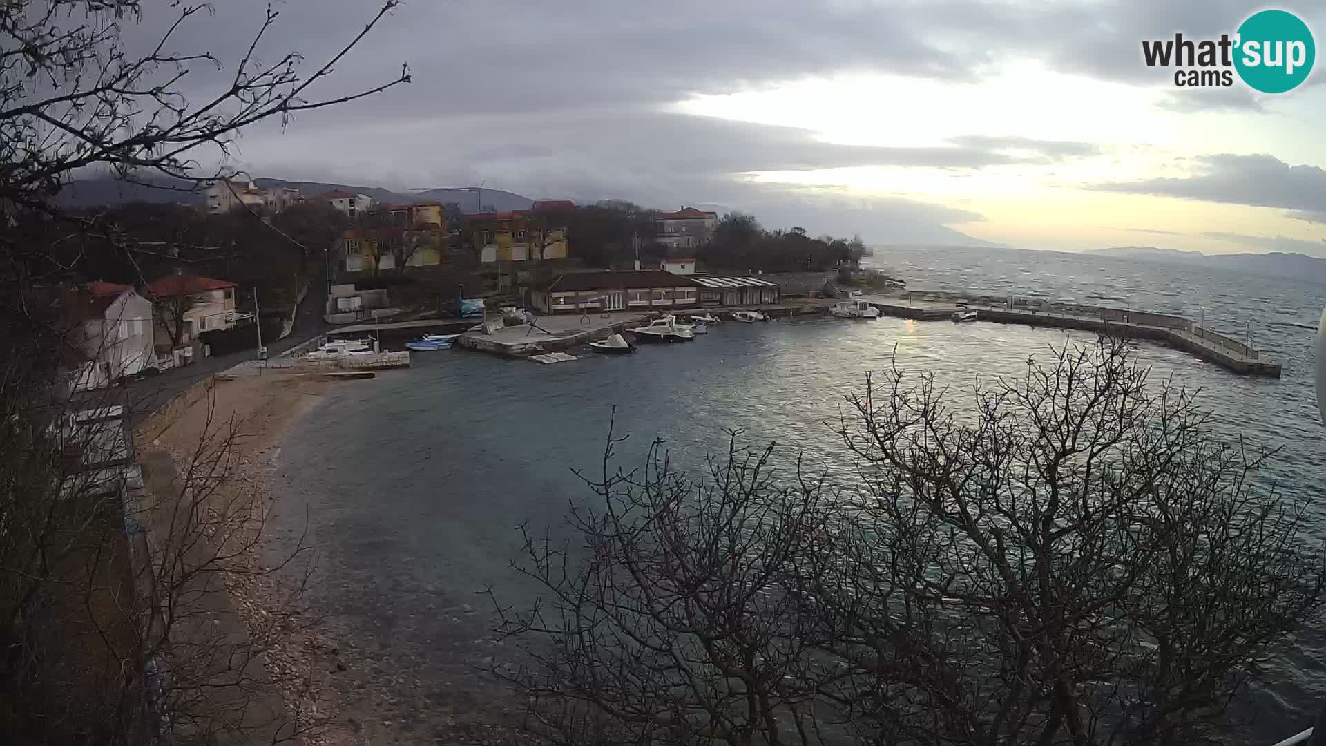 Webcam Spalato - Spiaggia Kašjuni - Spiagge Spalato - live cam Dalmazia