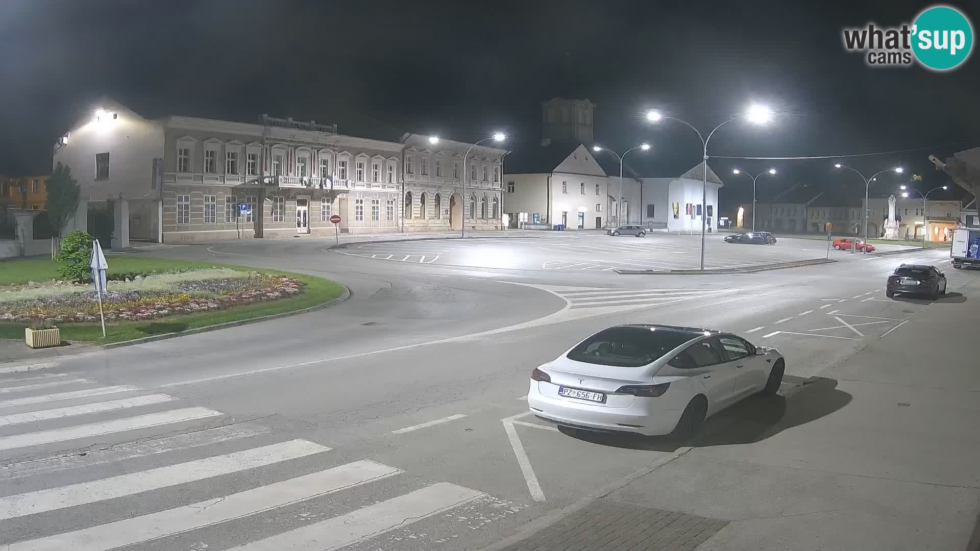 Spletna kamera Požega – Trg Svetog Trojstva