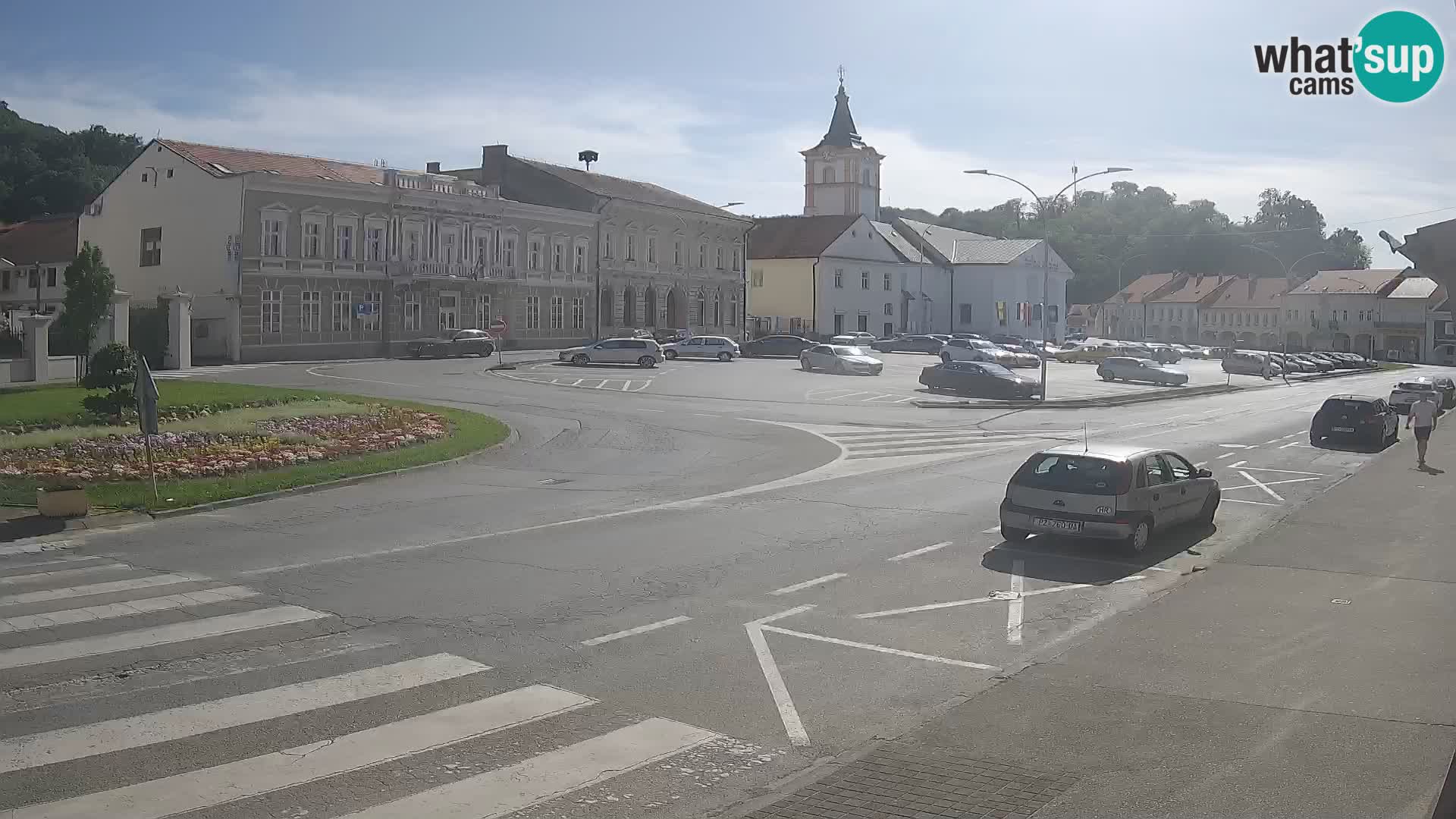 Spletna kamera Požega – Trg Svetog Trojstva