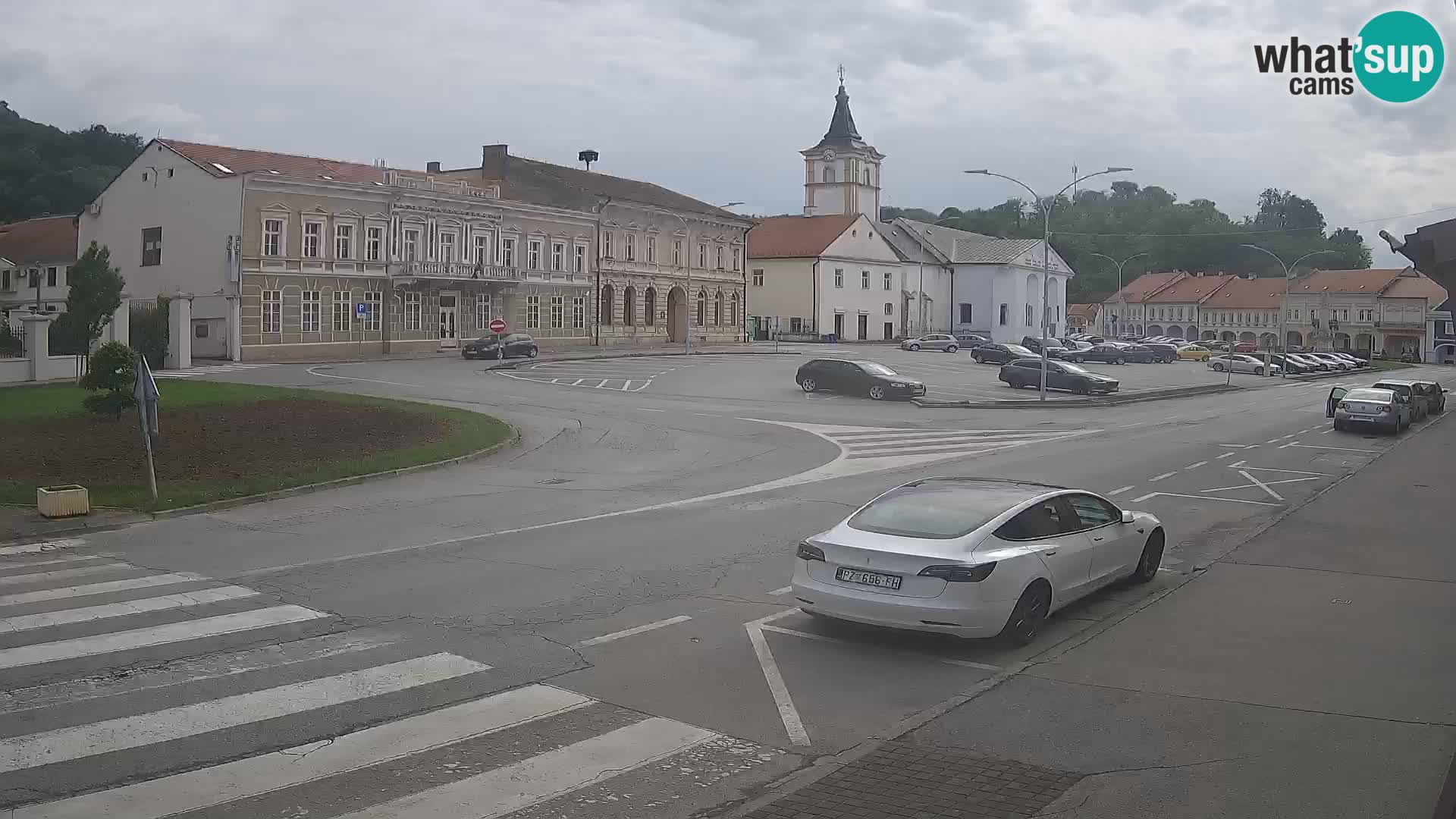 Spletna kamera Požega – Trg Svetog Trojstva