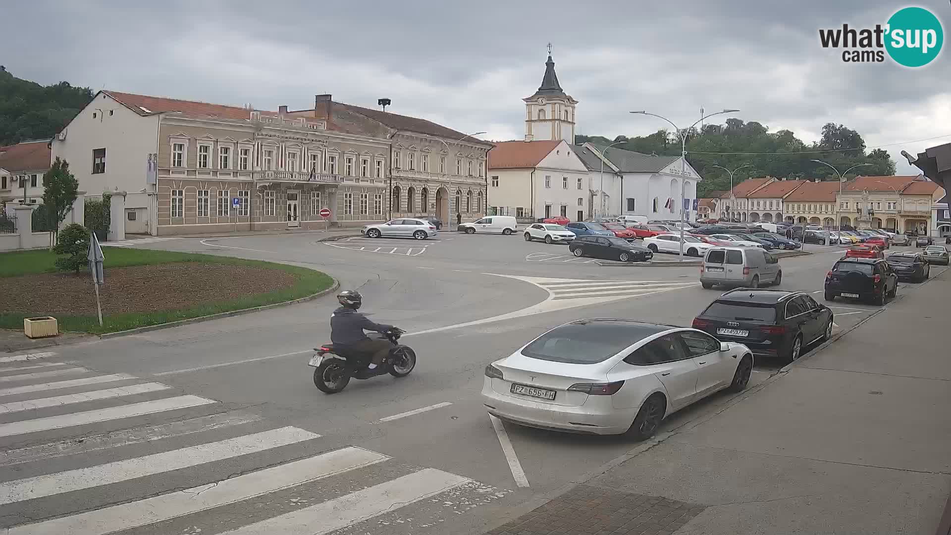 Webcam Požega – Svetog Trojstva square